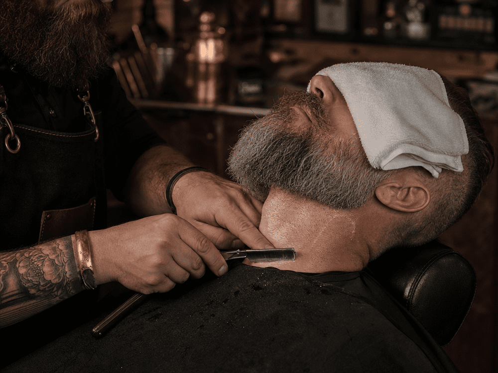 Bartstyling mit dem Rasiermesser